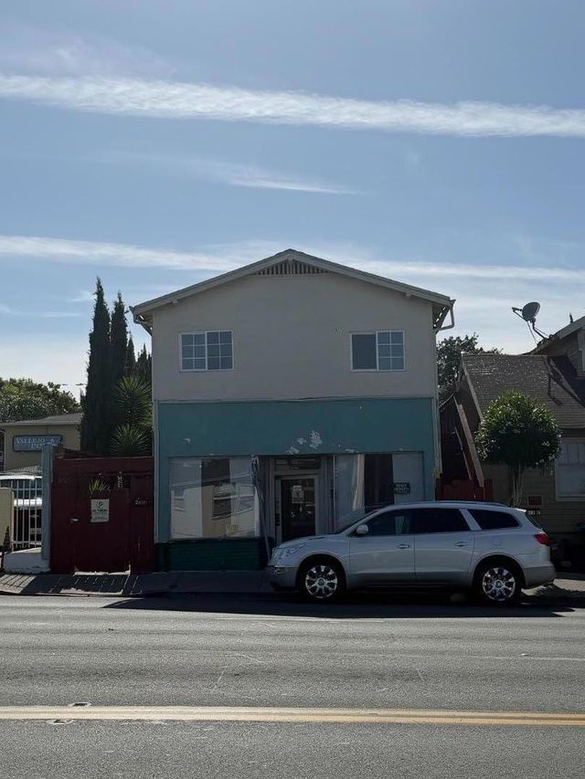 2609 Sonoma Boulevard, Vallejo