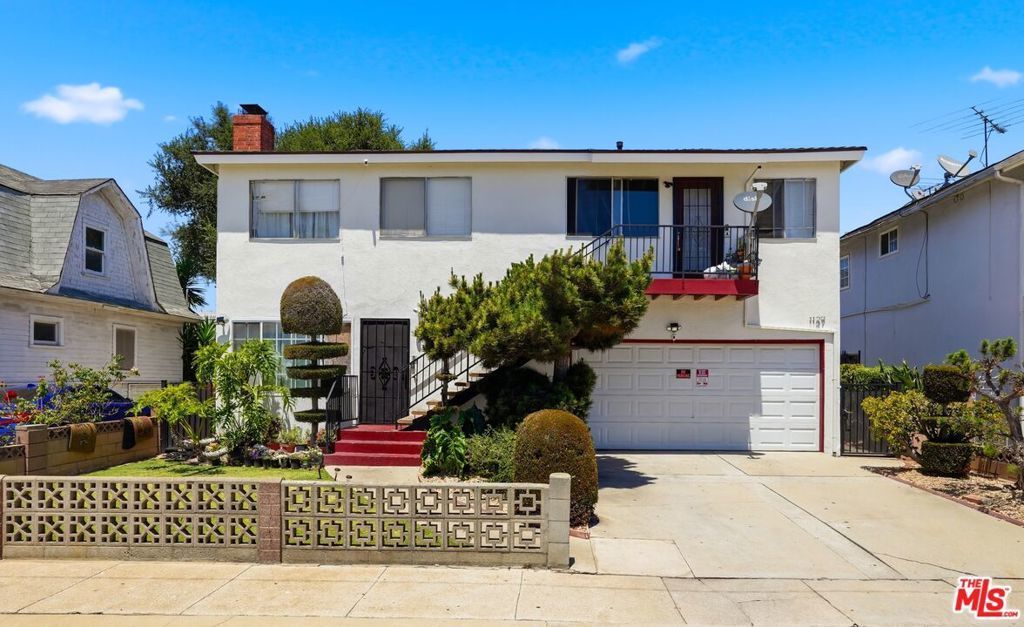 1127 W 164th Street, Gardena