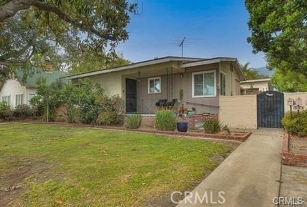 835 E Foothill Boulevard, Monrovia