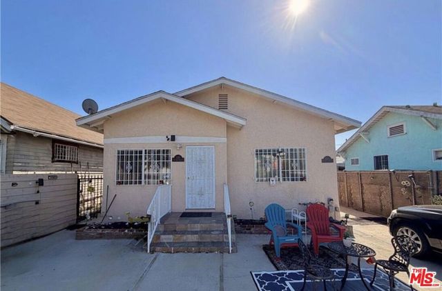 536 W 42nd Street, Los Angeles