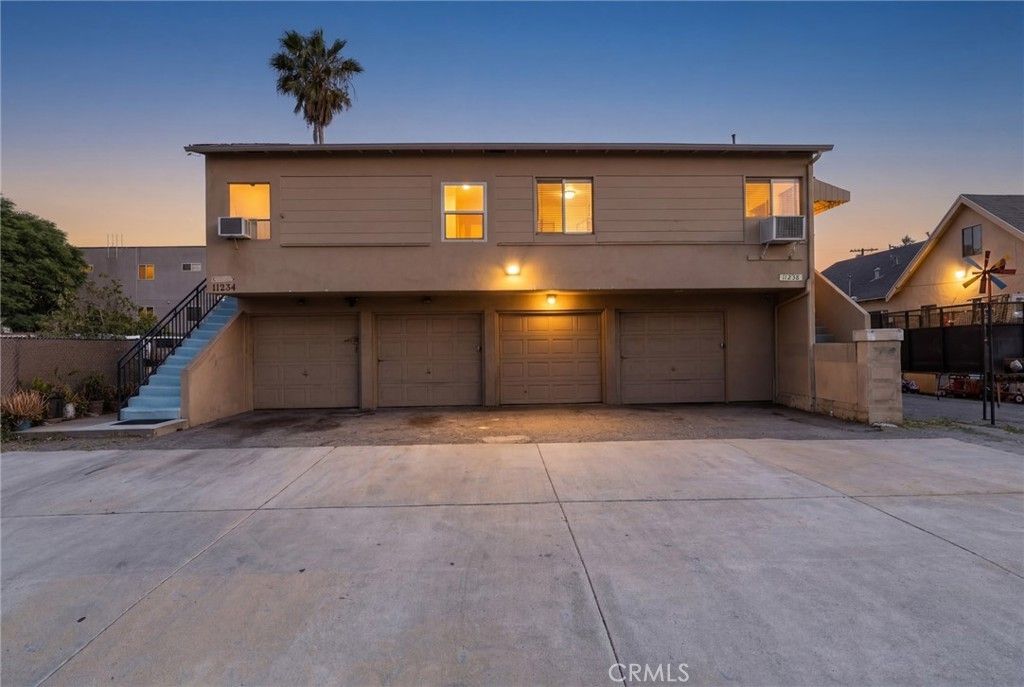11234 Hatteras, North Hollywood