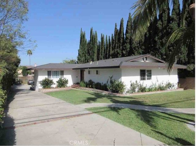 405 S 3rd, La Puente