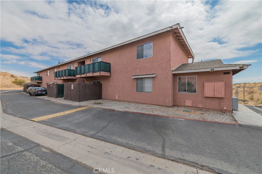16518 Avalon Avenue, Victorville