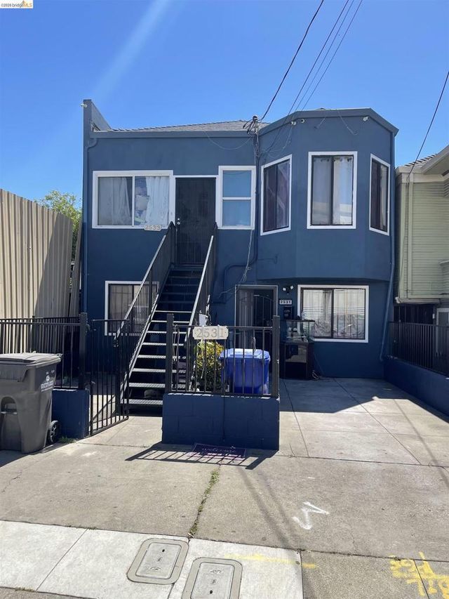 2531 E 11th St, Oakland