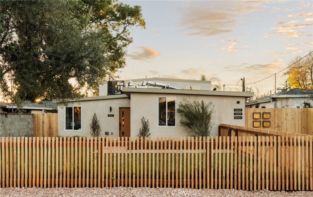 6441 Satsuma Avenue, North Hollywood