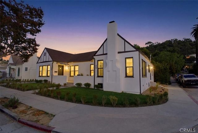 900 Brier Lane, Glendale
