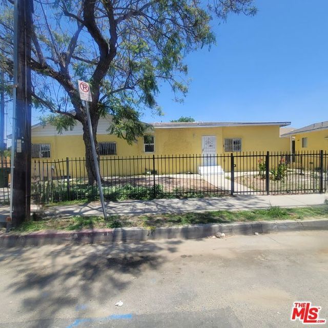 1854 E 92nd Street, Los Angeles