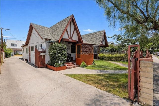 943 W 65th, Los Angeles