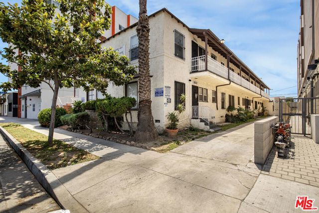 6519 Crenshaw Boulevard, Los Angeles