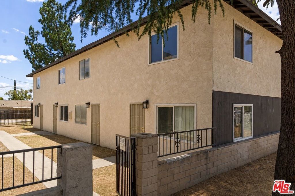 221 E 19th Street, San Bernardino