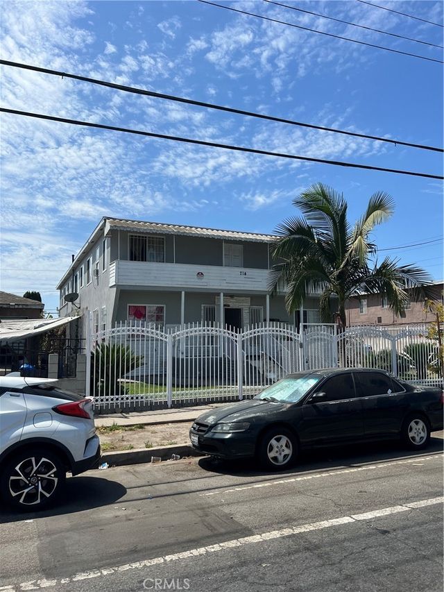 714 E 108th, Los Angeles