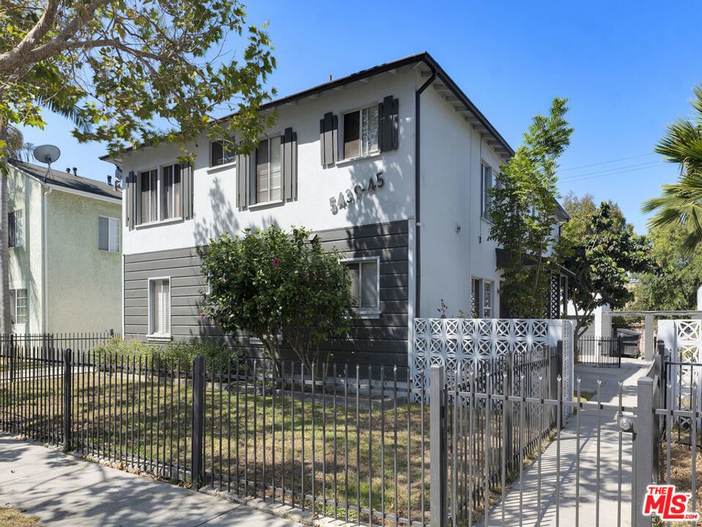 5439 Kinston Avenue, Culver City