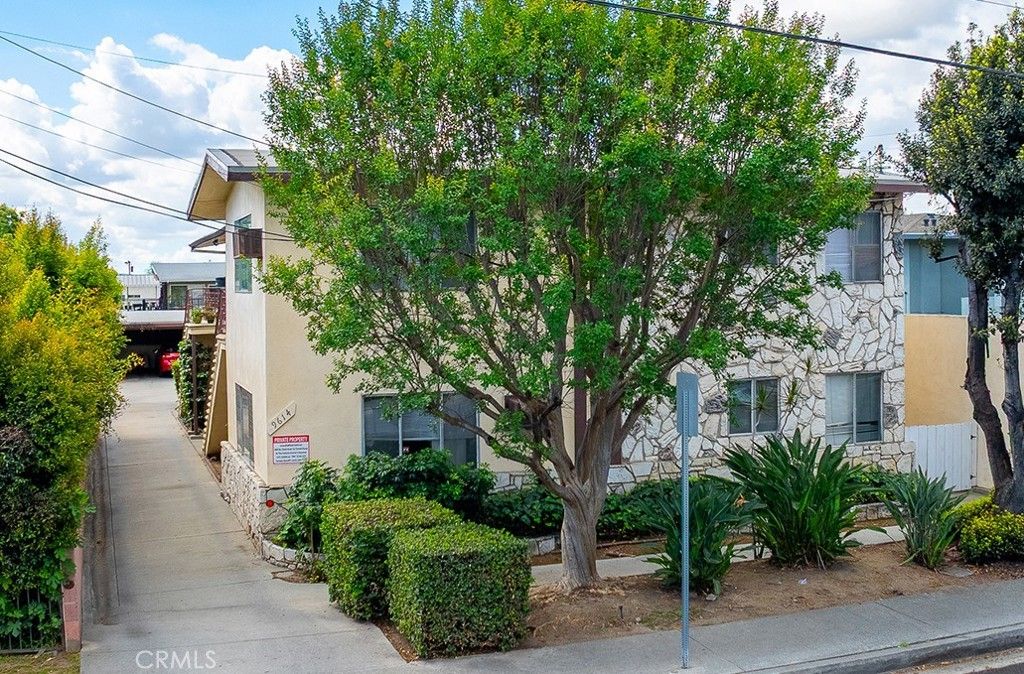 9614 Live Oak Avenue, Temple City