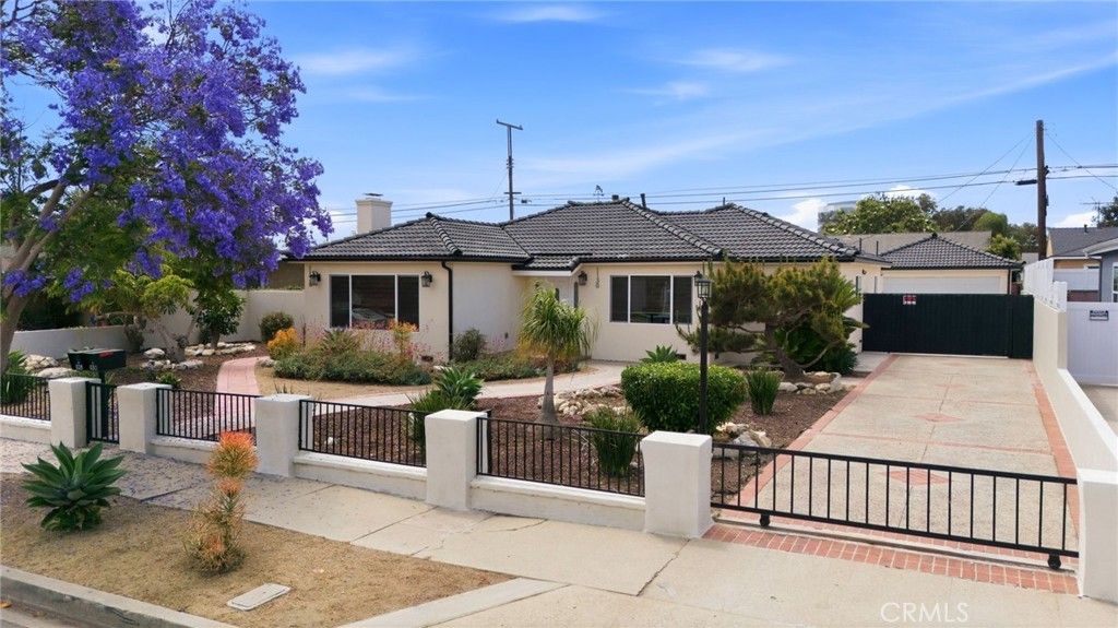 1130 W 186th, Gardena