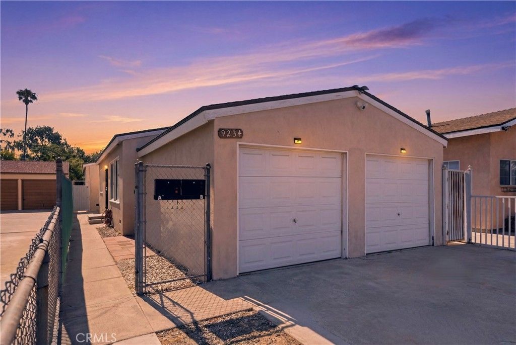 9234 Elizabeth Avenue, South Gate