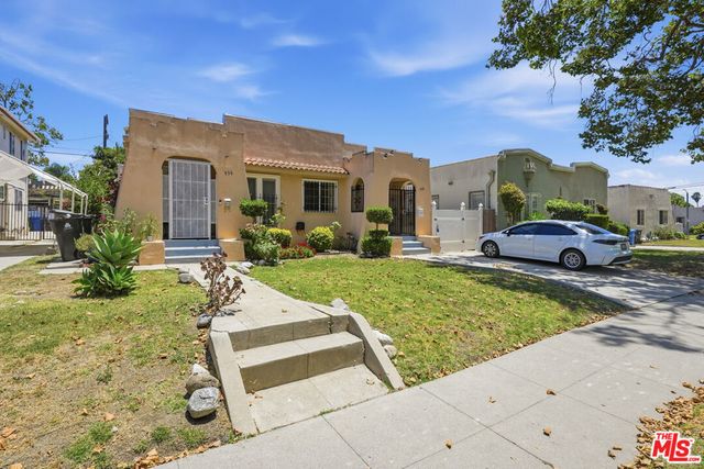 936 S Lucerne Boulevard, Los Angeles