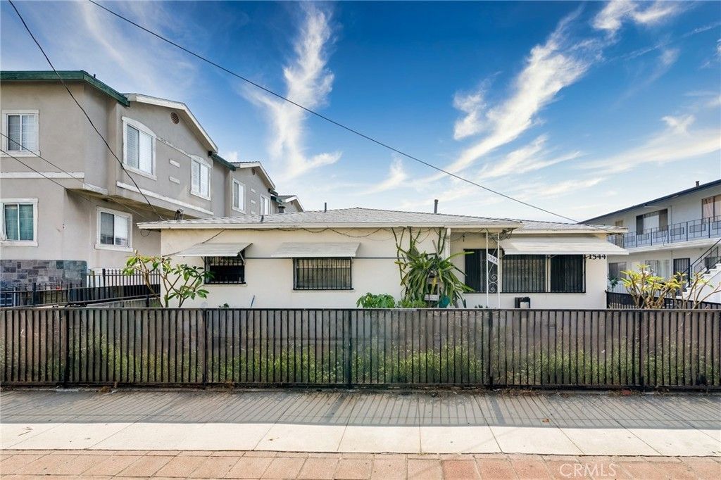 1544 New, San Gabriel