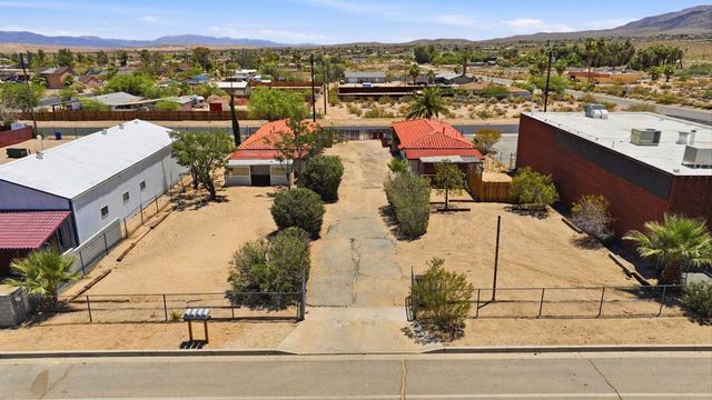 6757 Adobe Road, 29 Palms