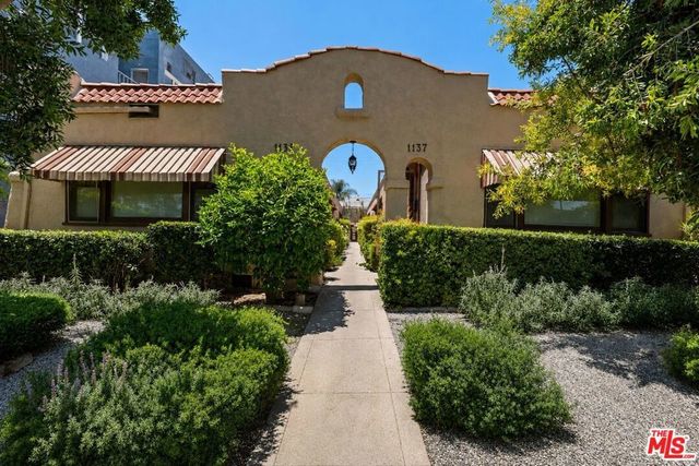 1135 Lodi Place, Los Angeles