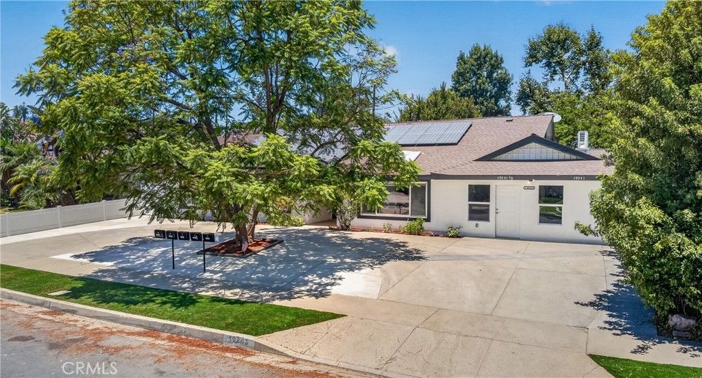 19243 Knapp St, Northridge