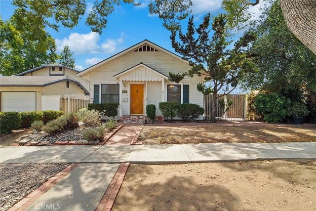 1005 N Alameda, Azusa