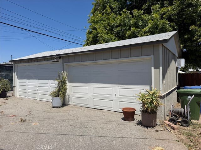 17615 Kingsbury, Granada Hills
