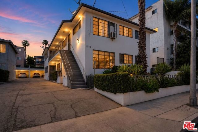 1339 N Vista Street, Los Angeles