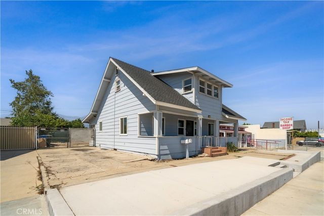 745 E Holt, Ontario