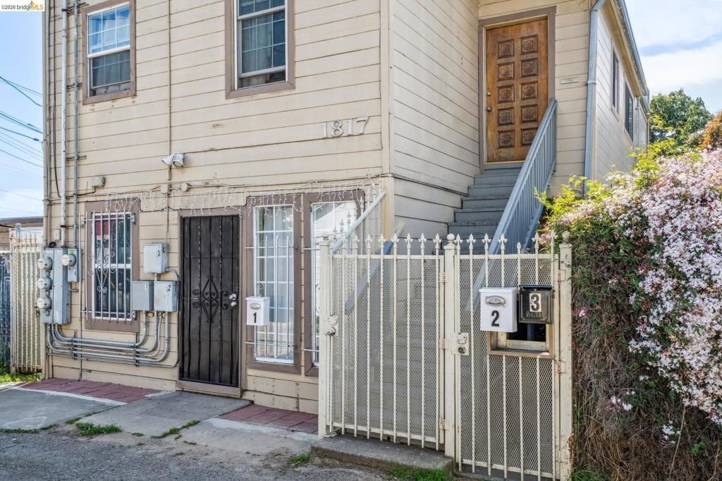 1820 International Blvd, Oakland