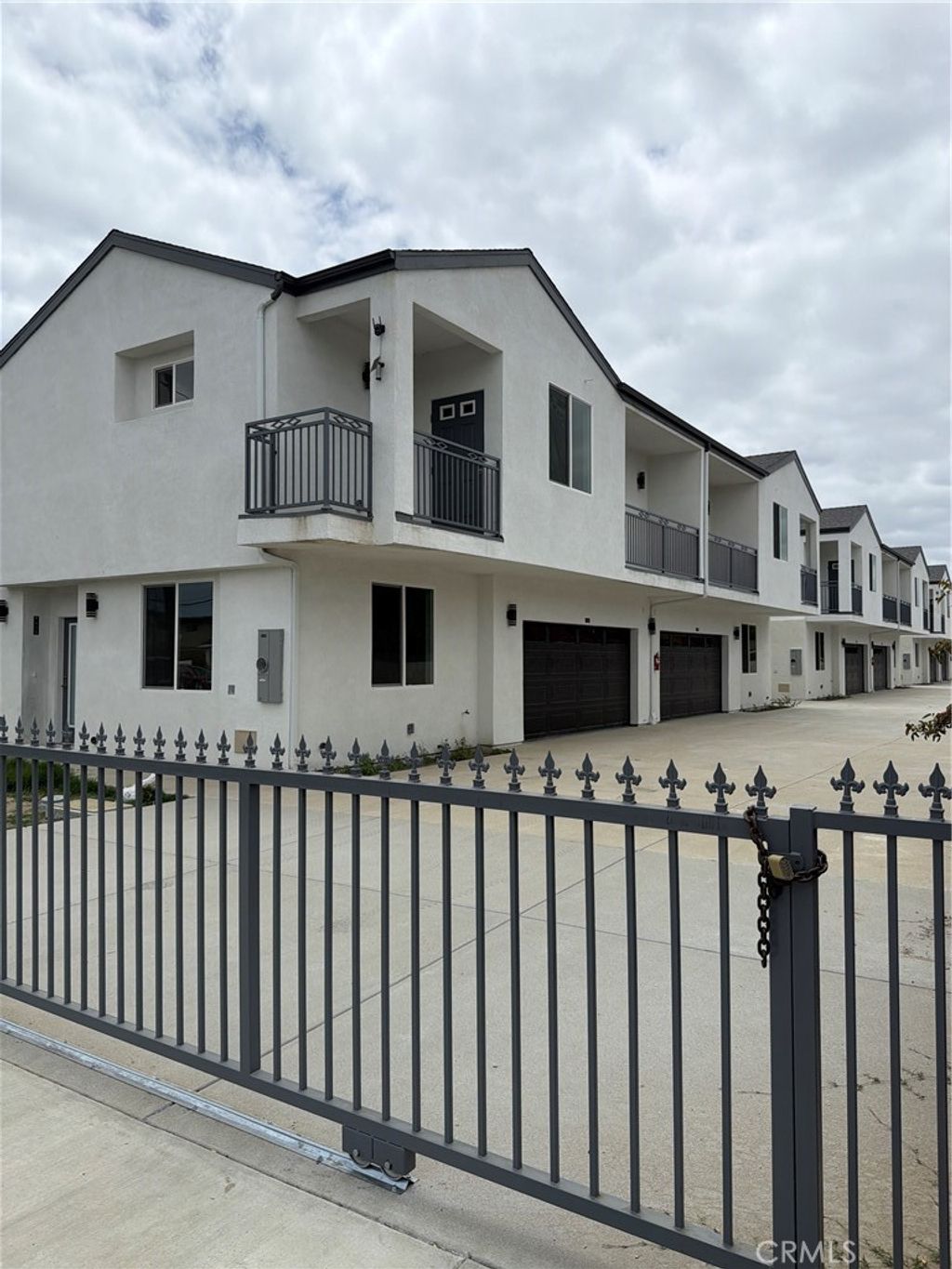 1439 S Palomares, Pomona