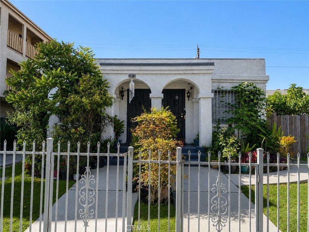 1015 Dawson Avenue, Long Beach
