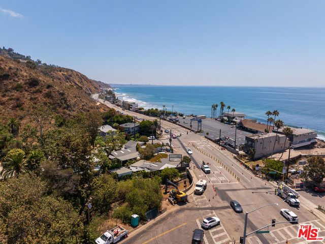 21201 Pacific Coast Highway, Malibu