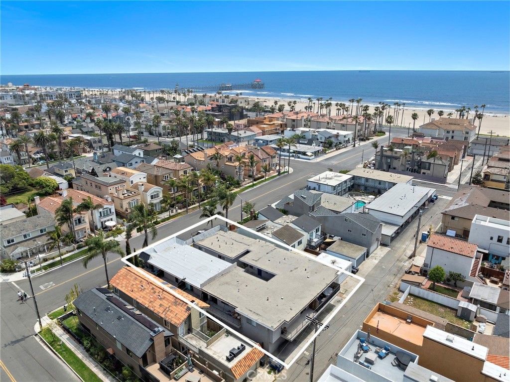 221 10th Street, Huntington Beach