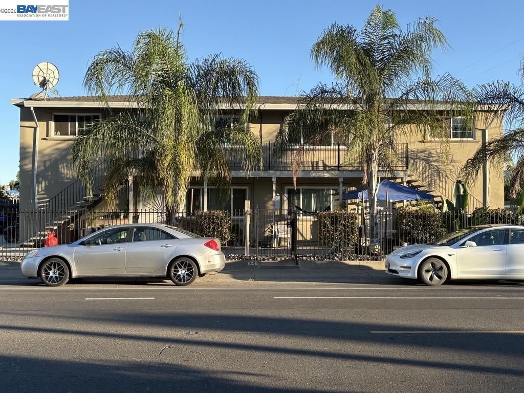 1050 Grand Ave., Sacramento