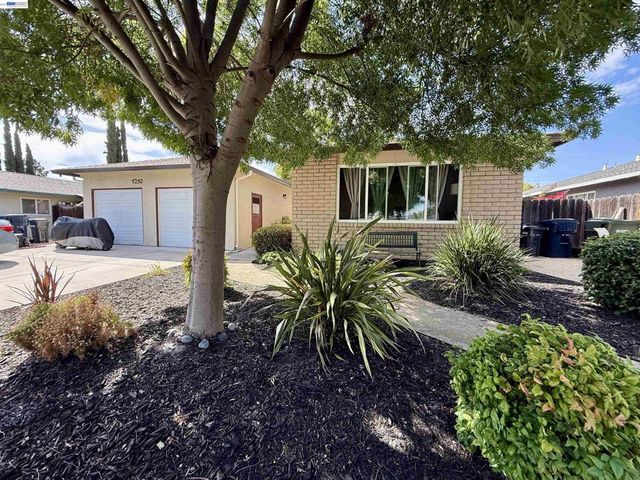 5252 & 5250 Norma Way, Livermore