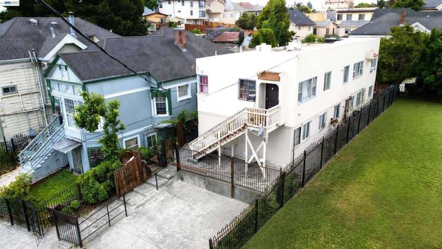 2051 23rd Ave, Oakland