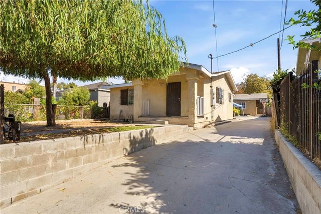 652 W 87th, Los Angeles