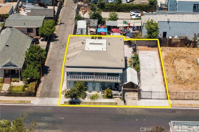 1063 E 49th Place, Los Angeles