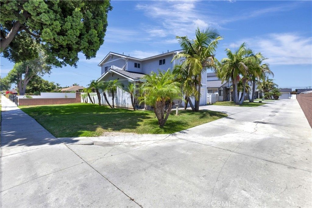 12725 Barlin Avenue, Downey