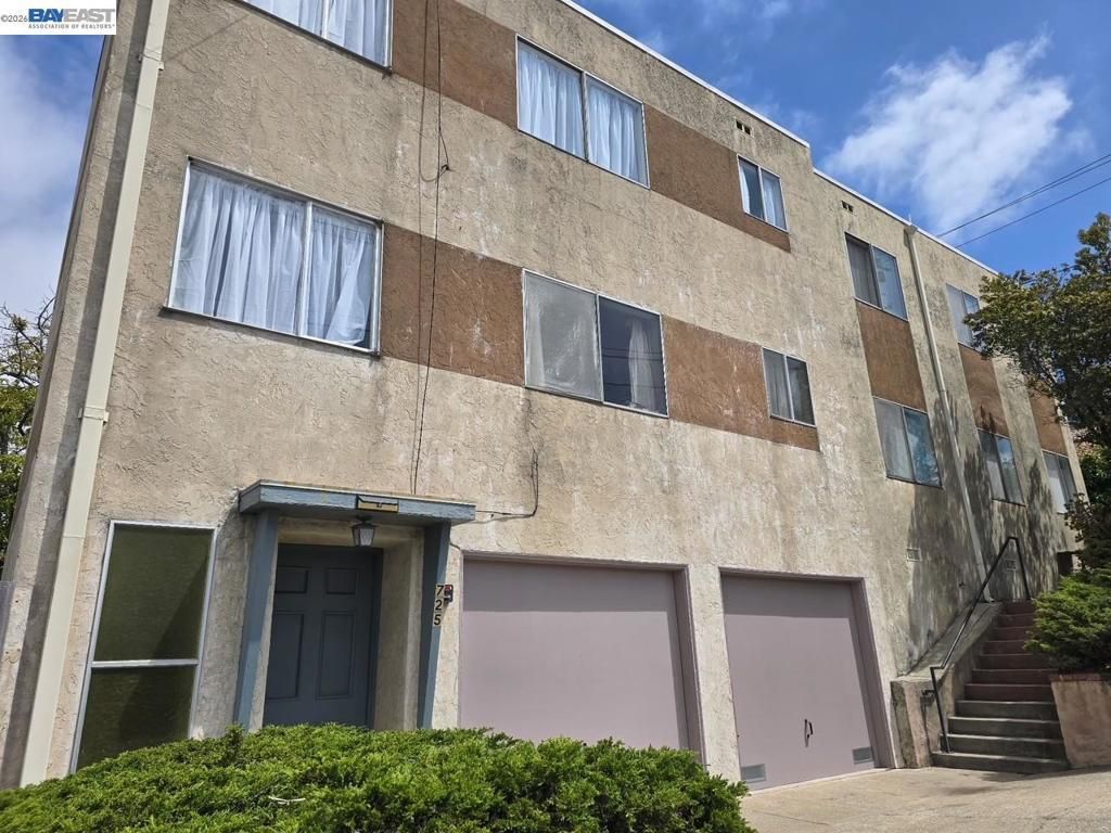 764 Pierce St, Albany