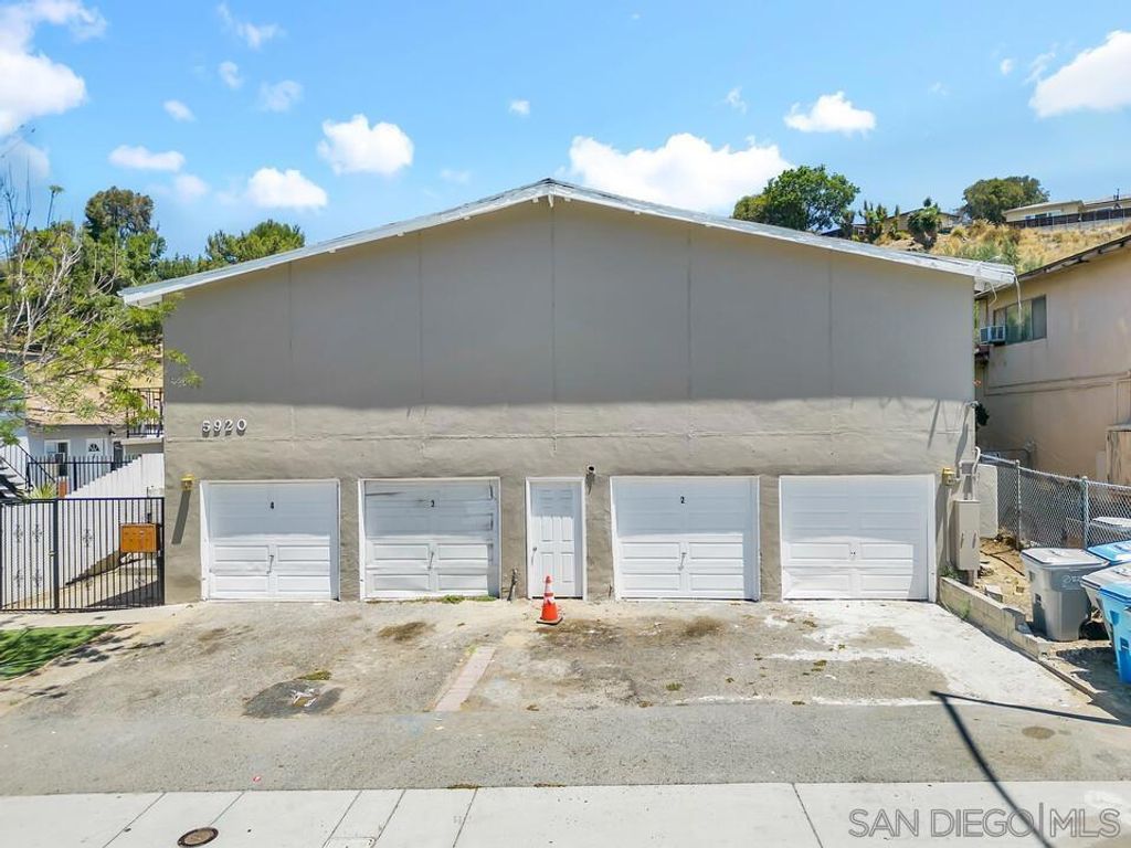 5920 Streamview Dr, San Diego