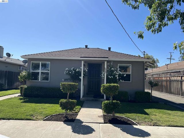 1927 Park St, Livermore