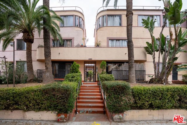 1125 S Westmoreland Avenue, Los Angeles