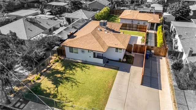 914 W Cambridge Avenue, Fresno