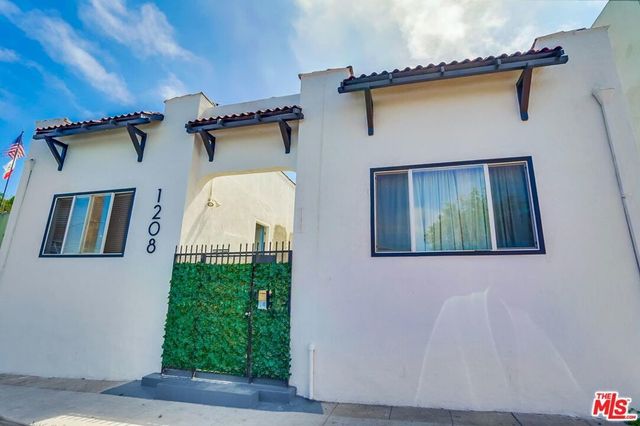 1208 Daisy Avenue, Long Beach