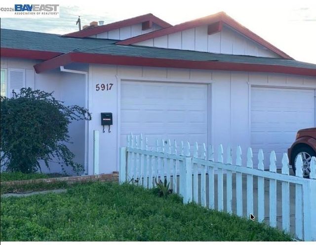 5917 Clover Manor Way, Sacramento