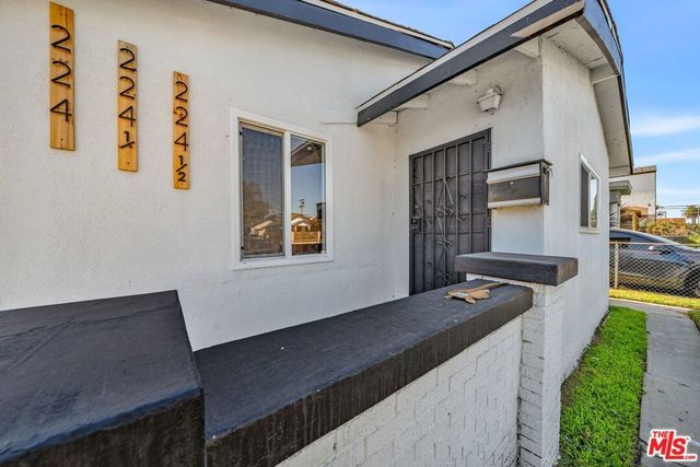 224 W 84th Street, Los Angeles