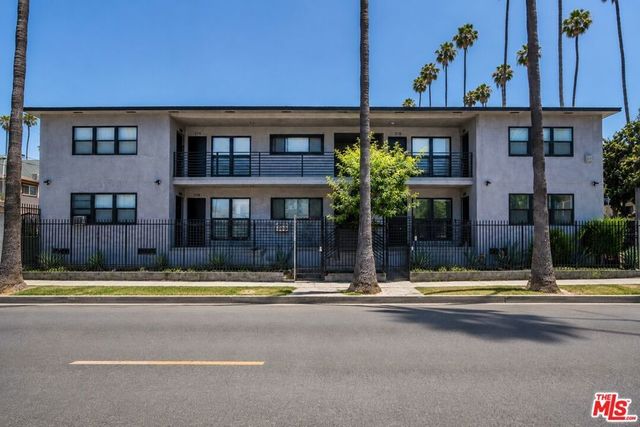 3148 James M Wood Boulevard, Los Angeles