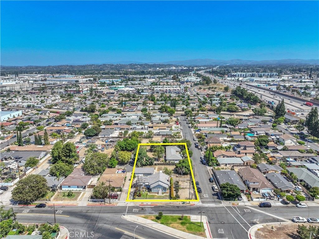 607 W La Jolla, Placentia
