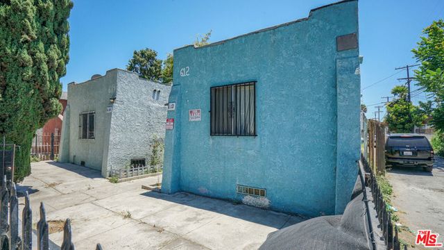 612 E 83rd Street, Los Angeles